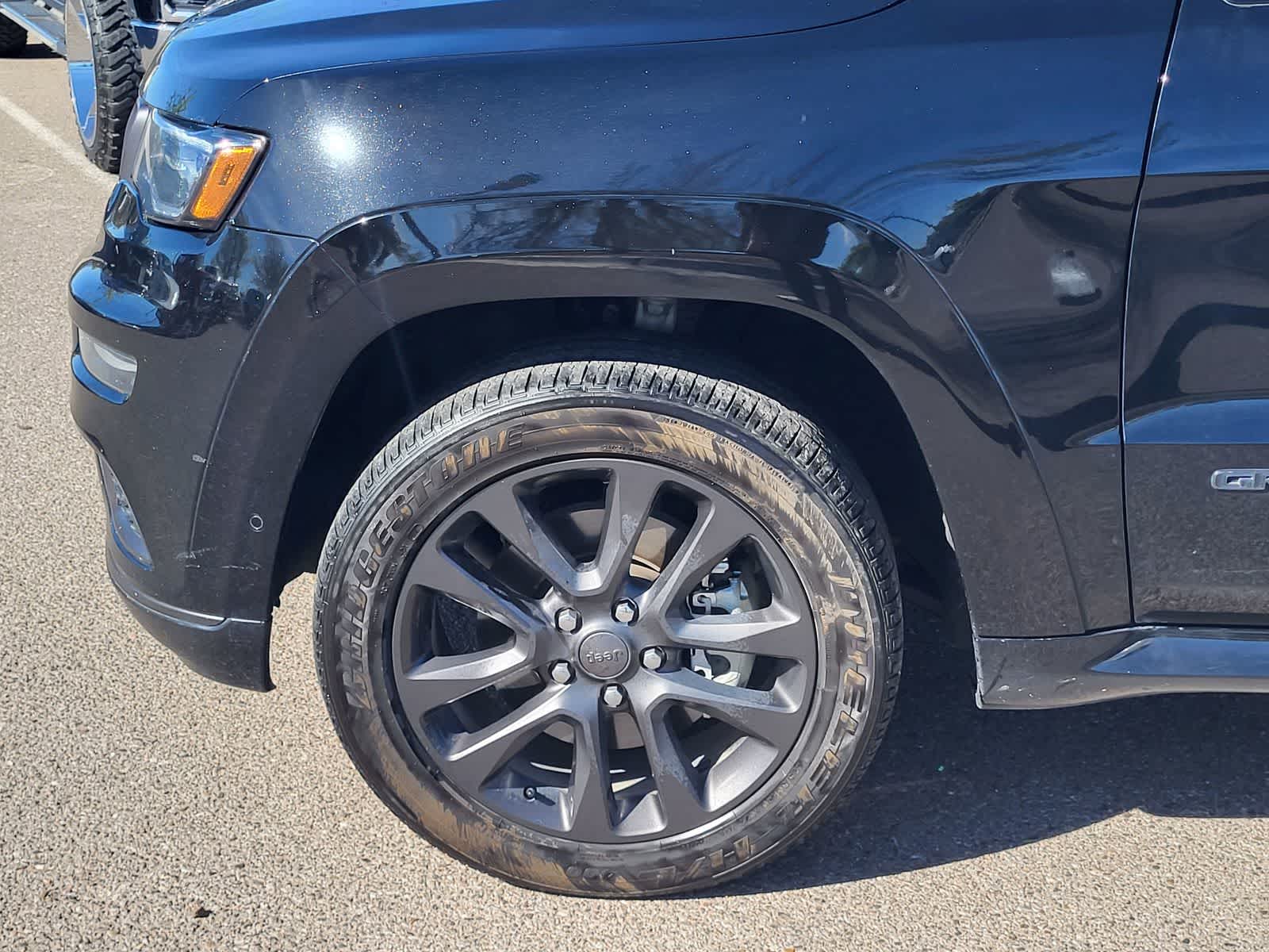 Thumbnail: 2018 Jeep Grand Cherokee - 8