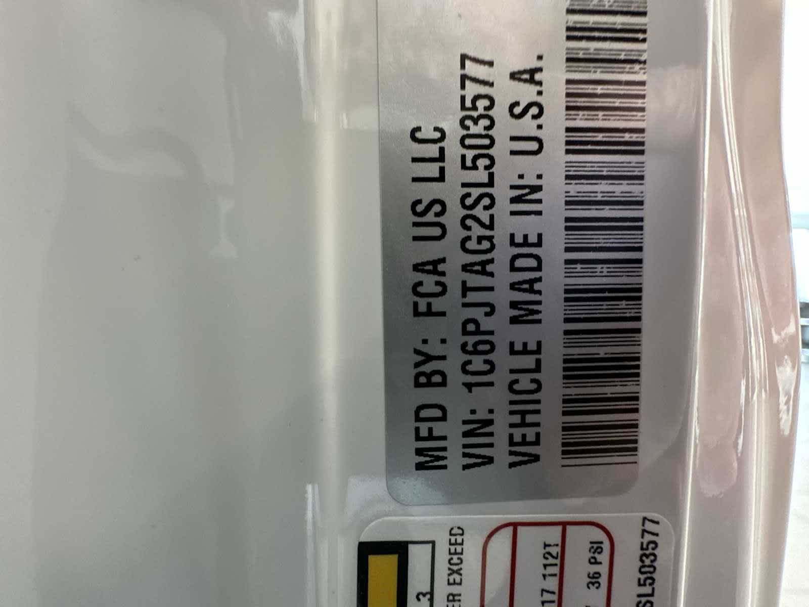 Thumbnail: 2025 Jeep Gladiator - 30