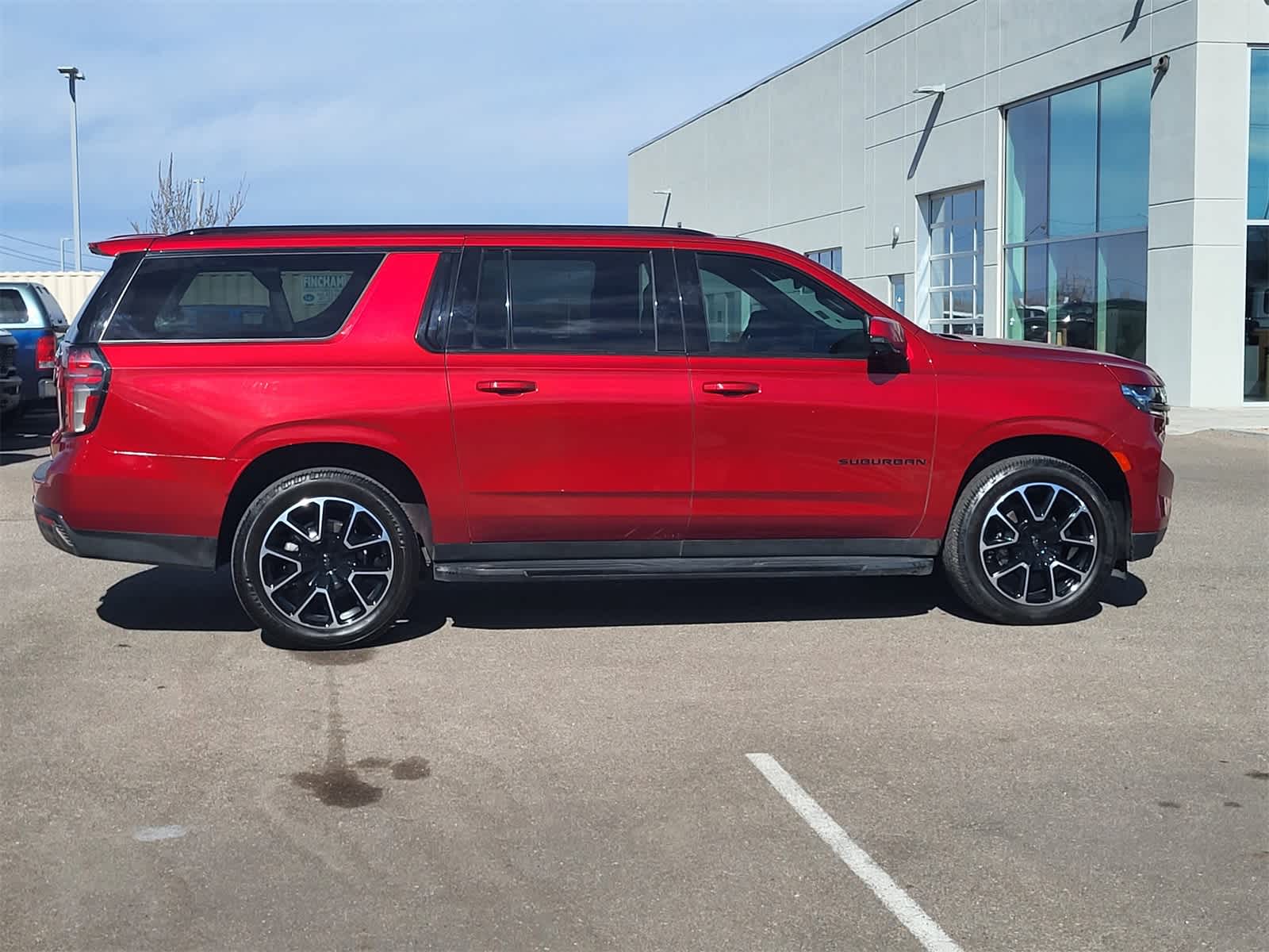 Thumbnail: 2022 Chevrolet Suburban - 4