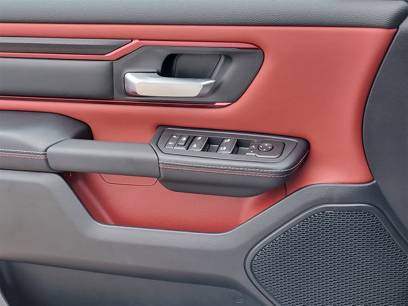 Thumbnail: 2026 RAM 1500 - 13