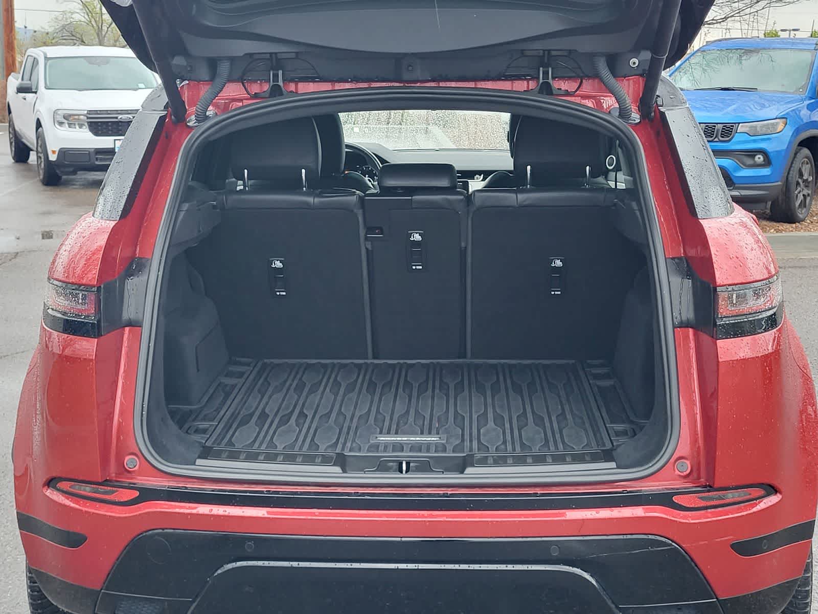 Thumbnail: 2020 Land Rover Range Rover Evoque - 30