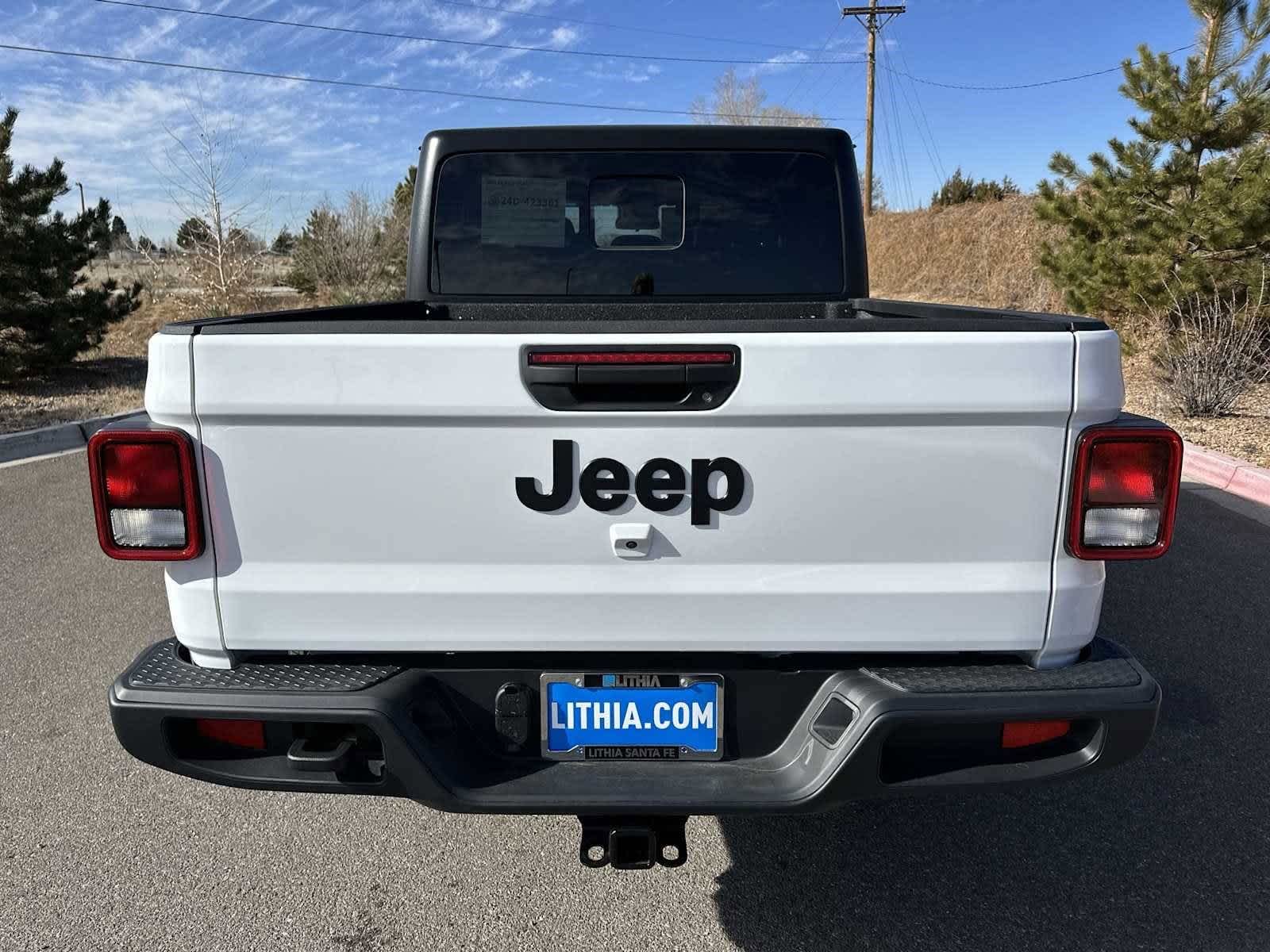 Thumbnail: 2025 Jeep Gladiator - 15