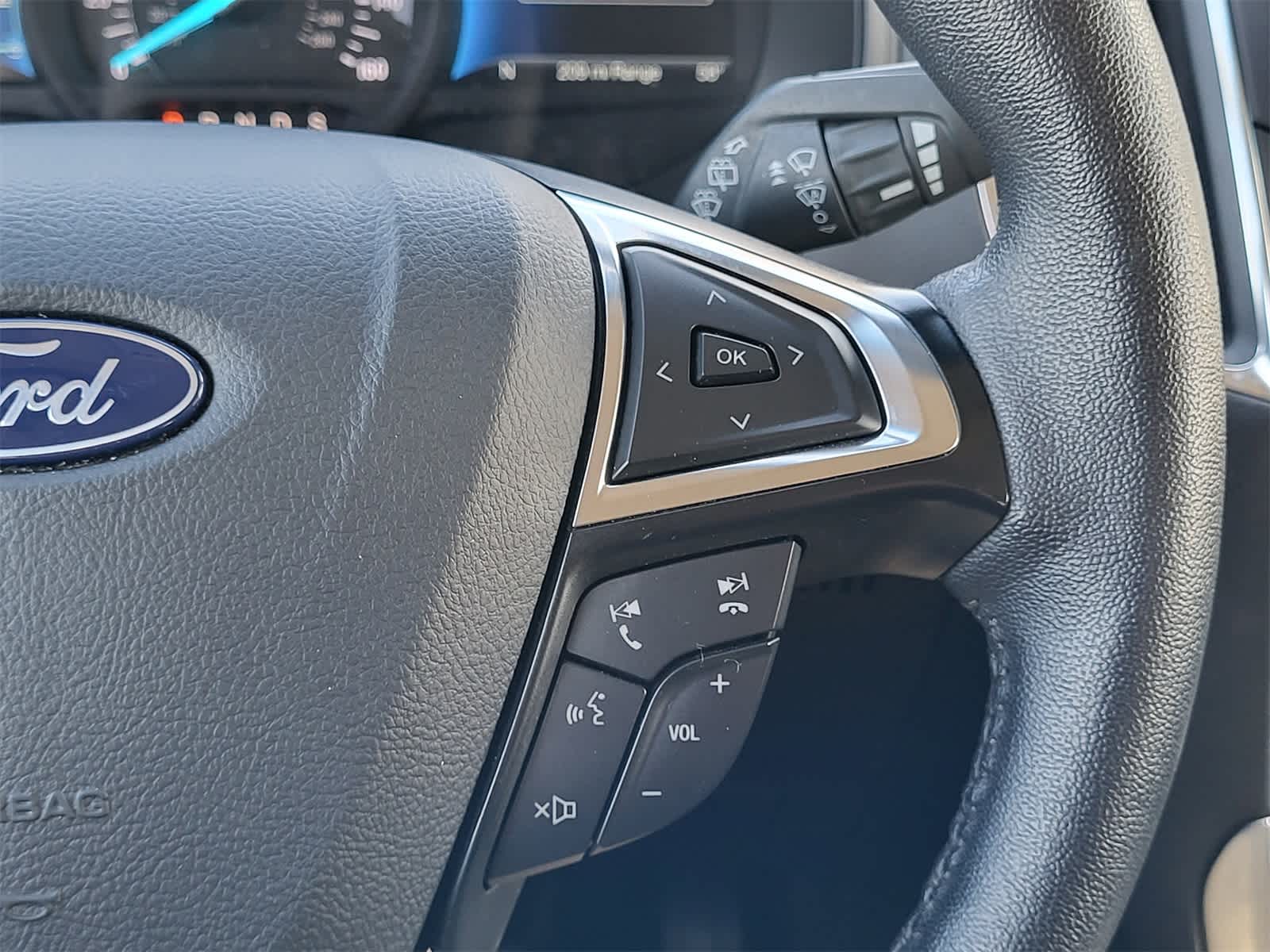 Thumbnail: 2024 Ford Edge - 25