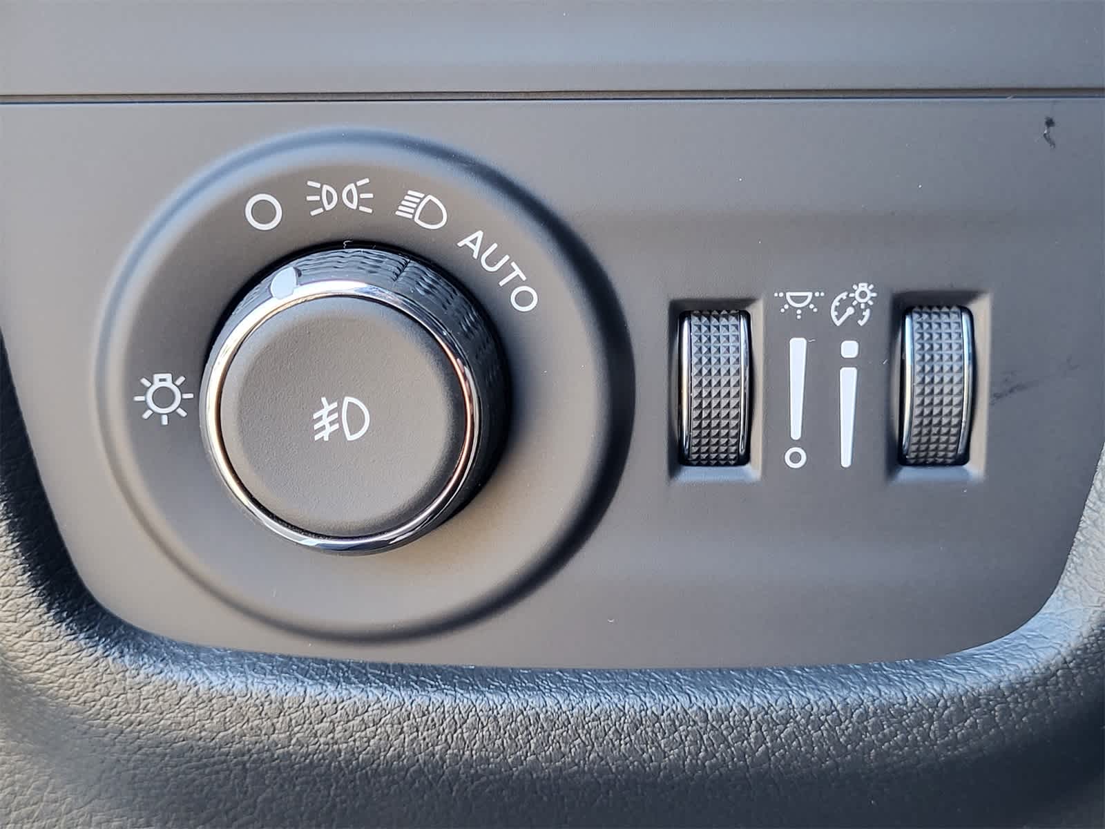 Thumbnail: 2025 Jeep Grand Cherokee - 14