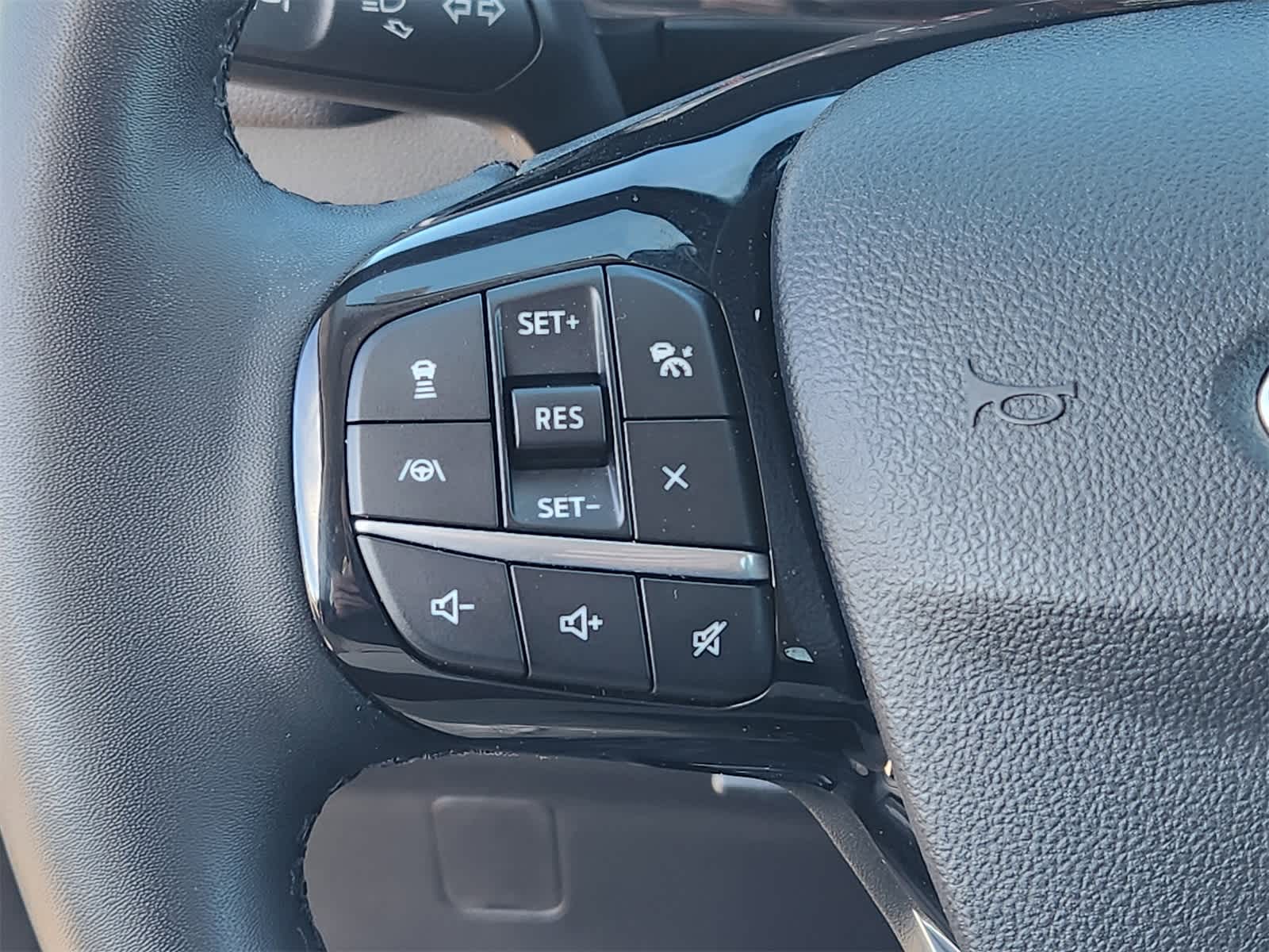 Thumbnail: 2021 Ford Escape - 15