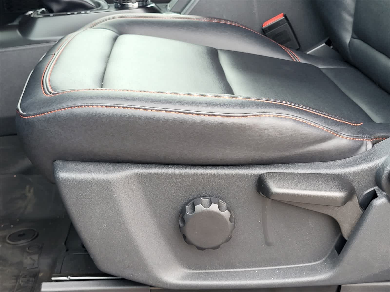 Thumbnail: 2025 Ford Bronco - 21