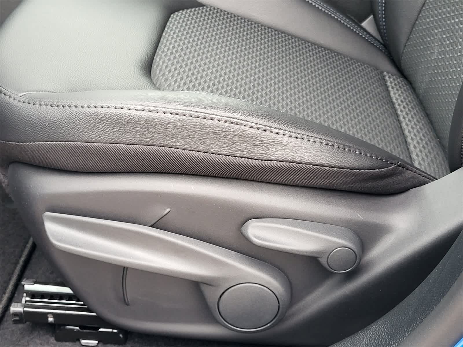 Thumbnail: 2026 Jeep Compass - 11