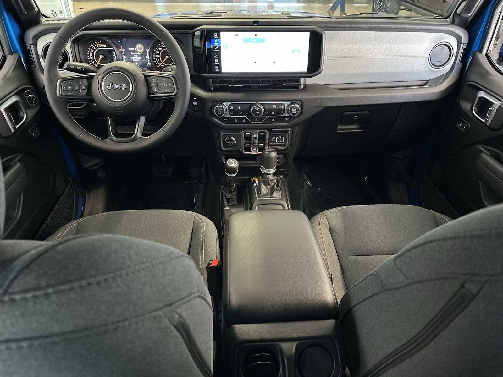 Thumbnail: 2025 Jeep Gladiator - 19