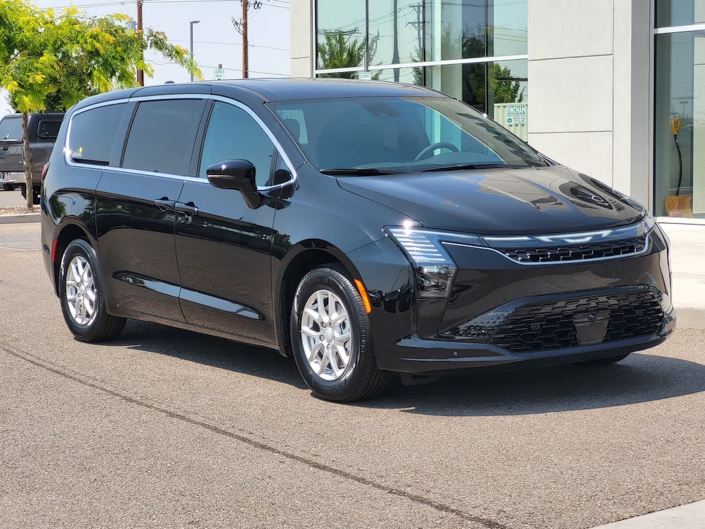 New 2027 Chrysler Pacifica Select Passenger Van