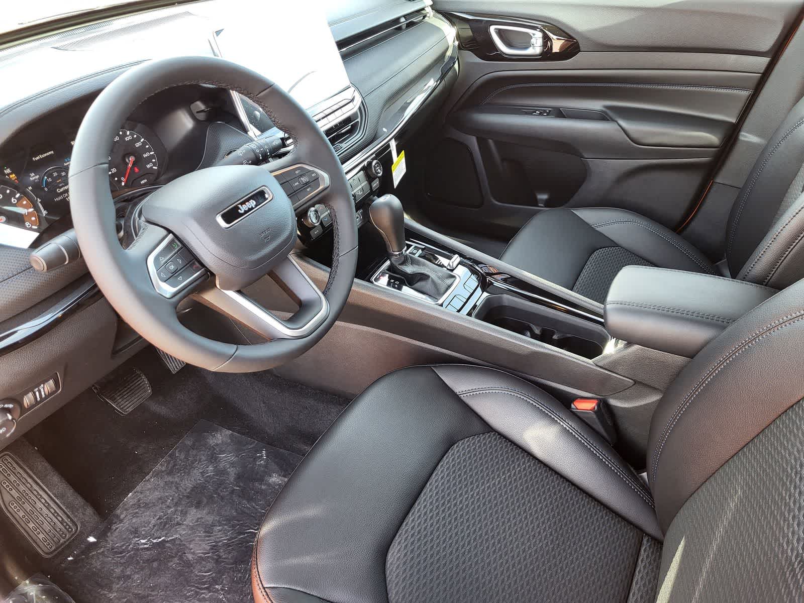 Thumbnail: 2026 Jeep Compass - 9