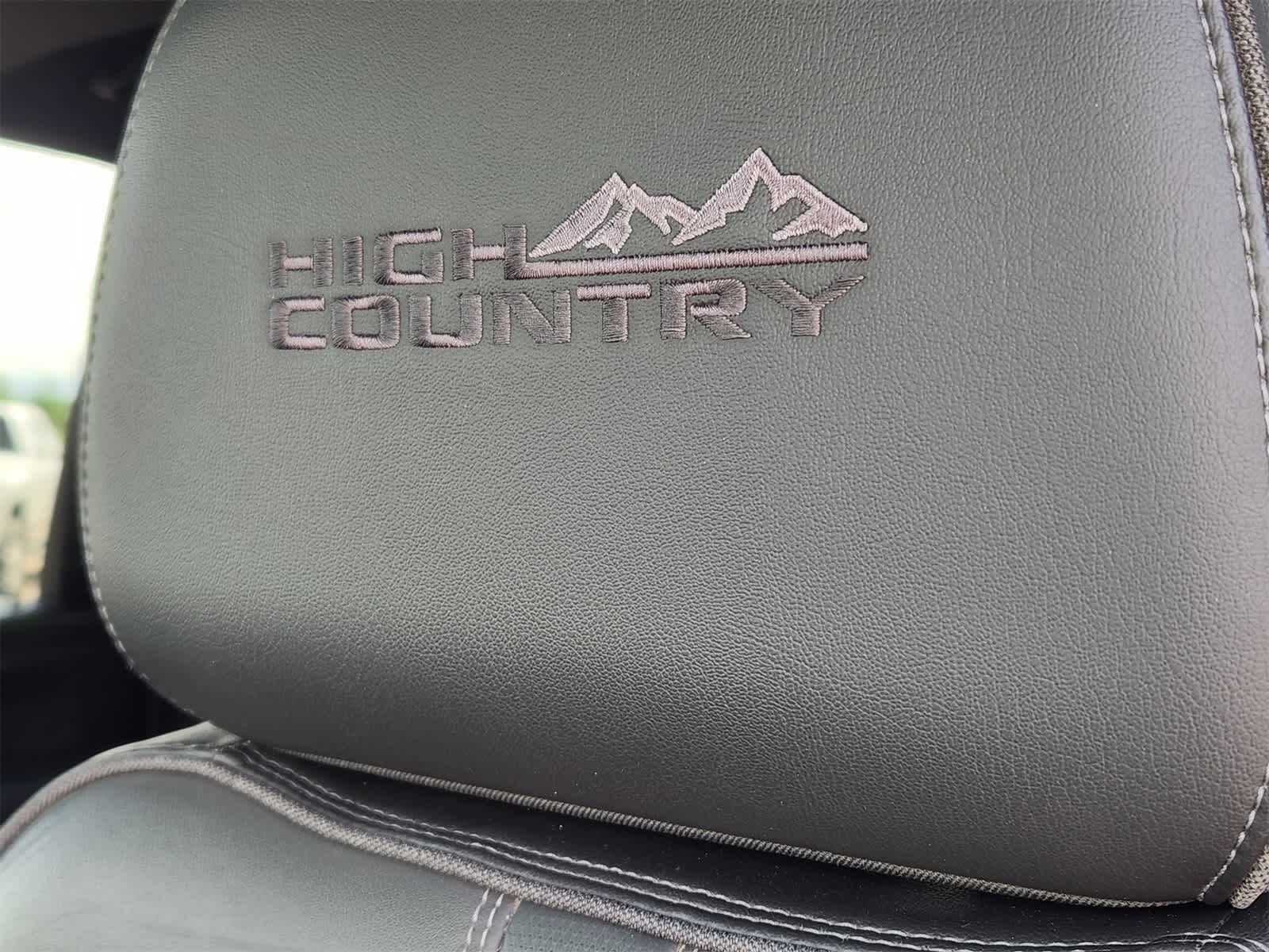 Thumbnail: 2021 Chevrolet Silverado 3500 - 23