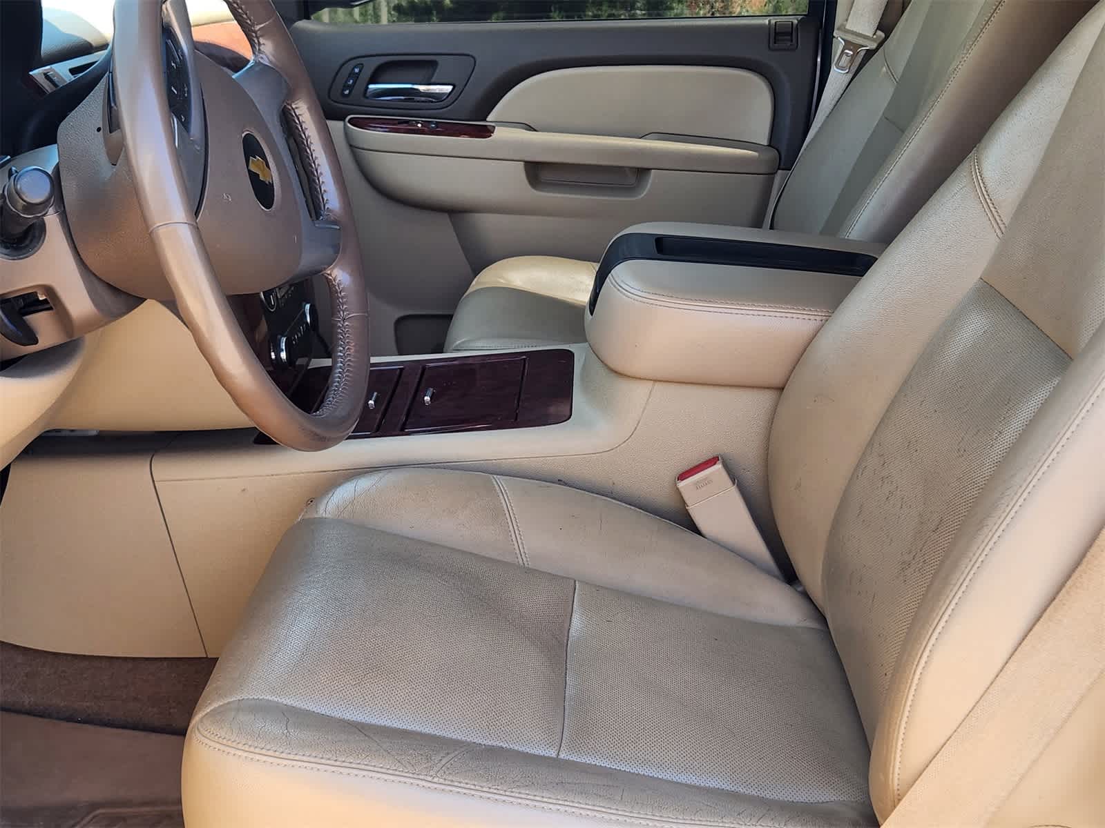 Thumbnail: 2011 Chevrolet Avalanche 1500 - 15