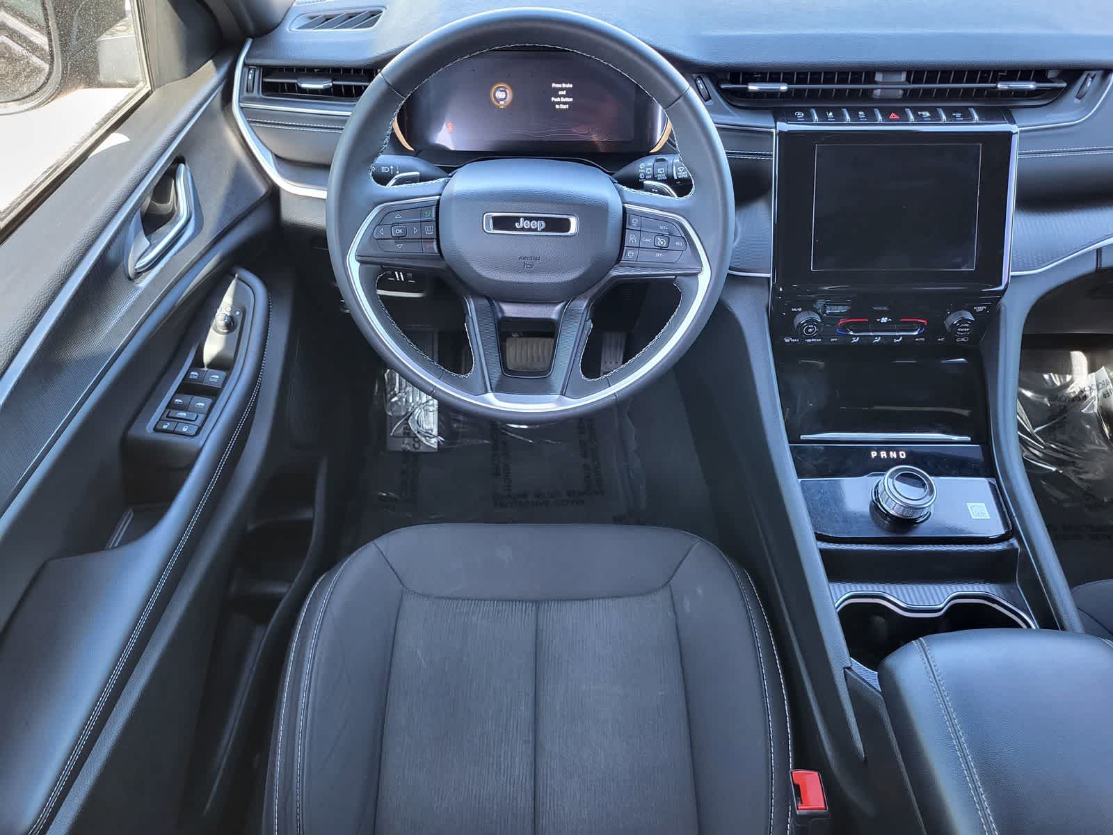 Thumbnail: 2024 Jeep Grand Cherokee L - 25