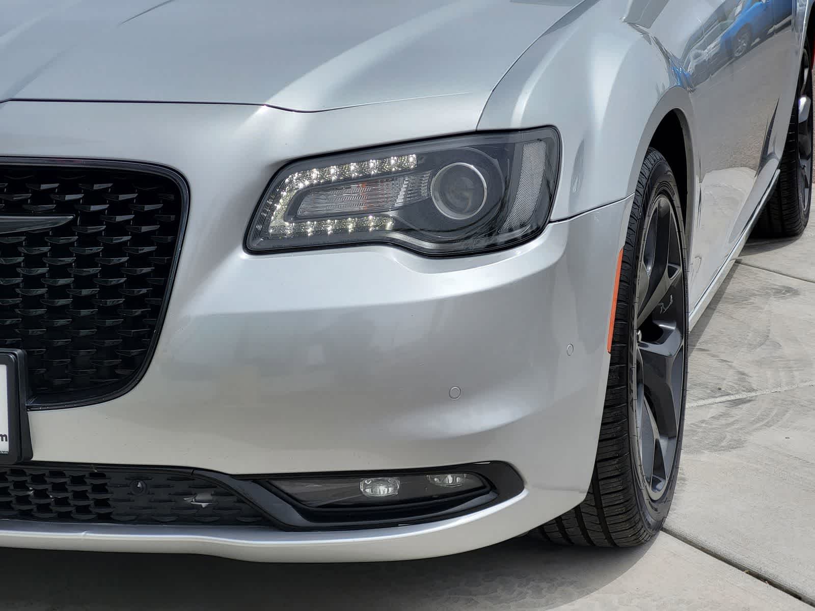 Thumbnail: 2023 Chrysler 300 - 8