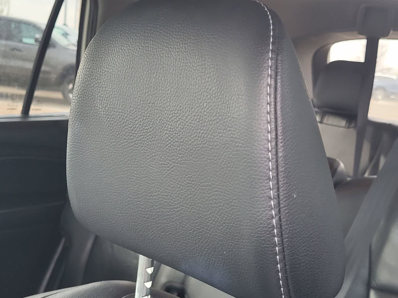 Thumbnail: 2018 Honda Pilot - 14