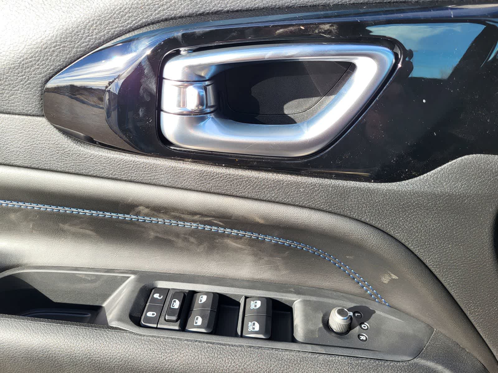 Thumbnail: 2026 Jeep Compass - 16