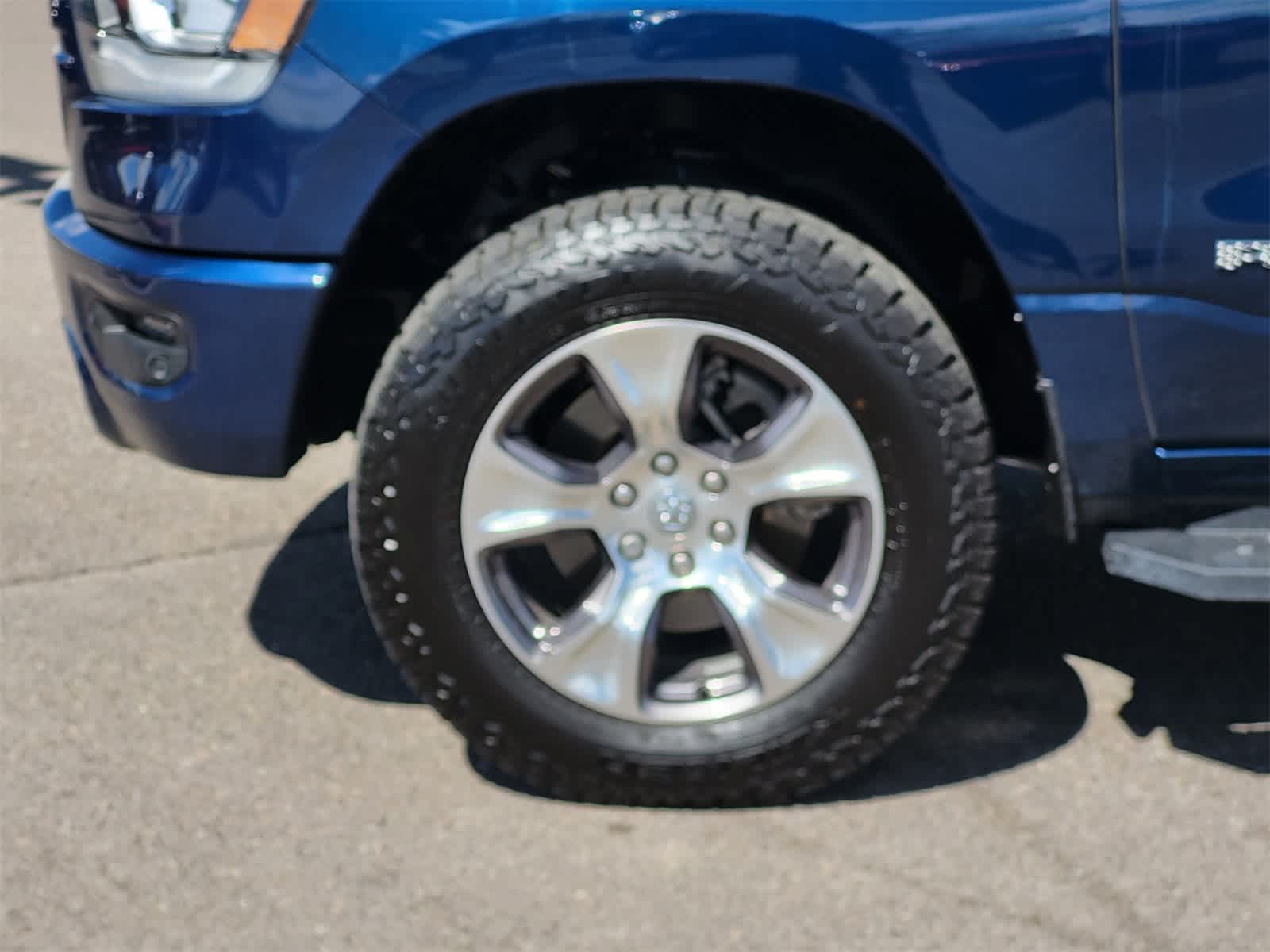 Thumbnail: 2024 RAM 1500 - 9