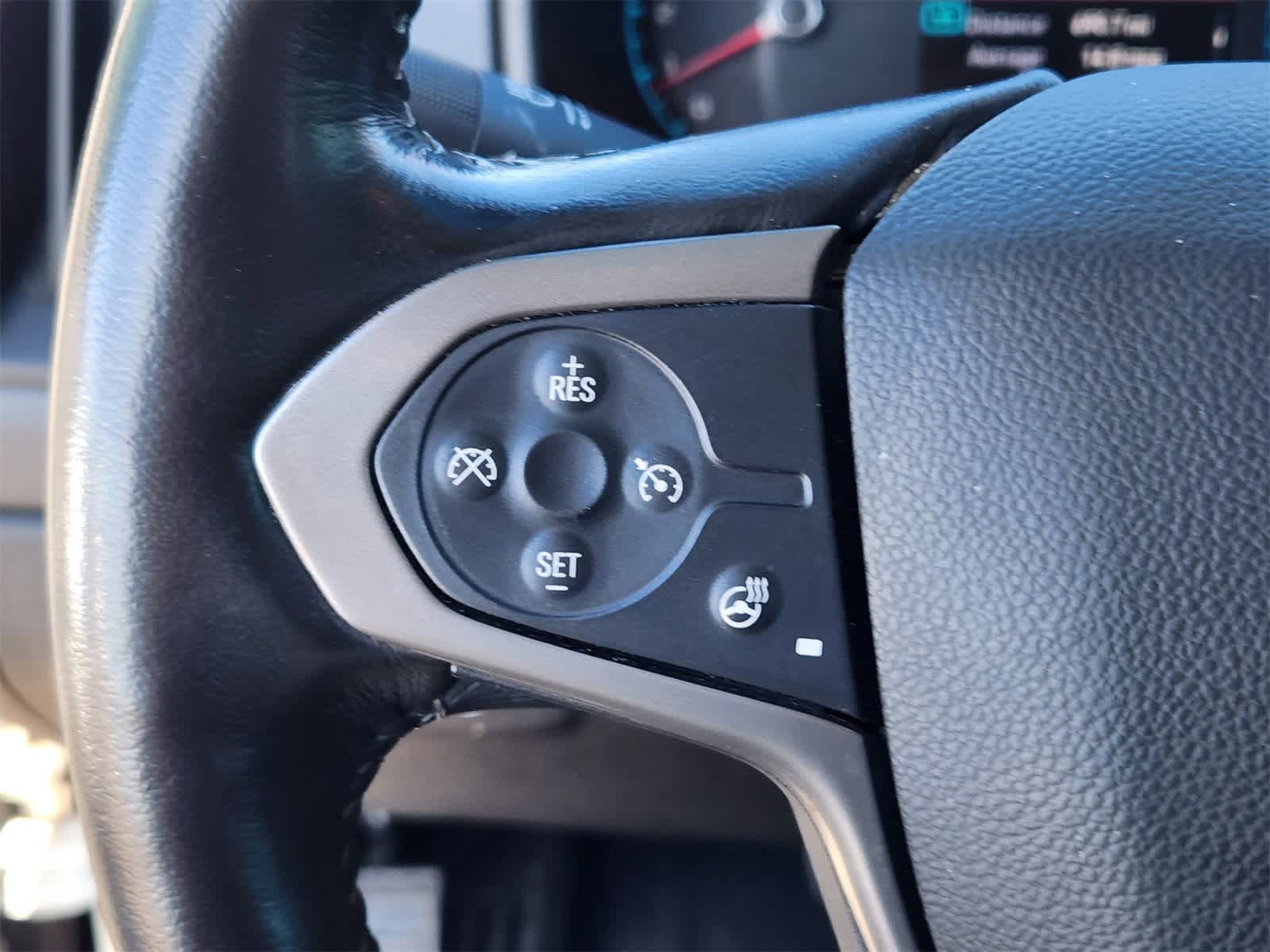 Thumbnail: 2022 Chevrolet Colorado - 13