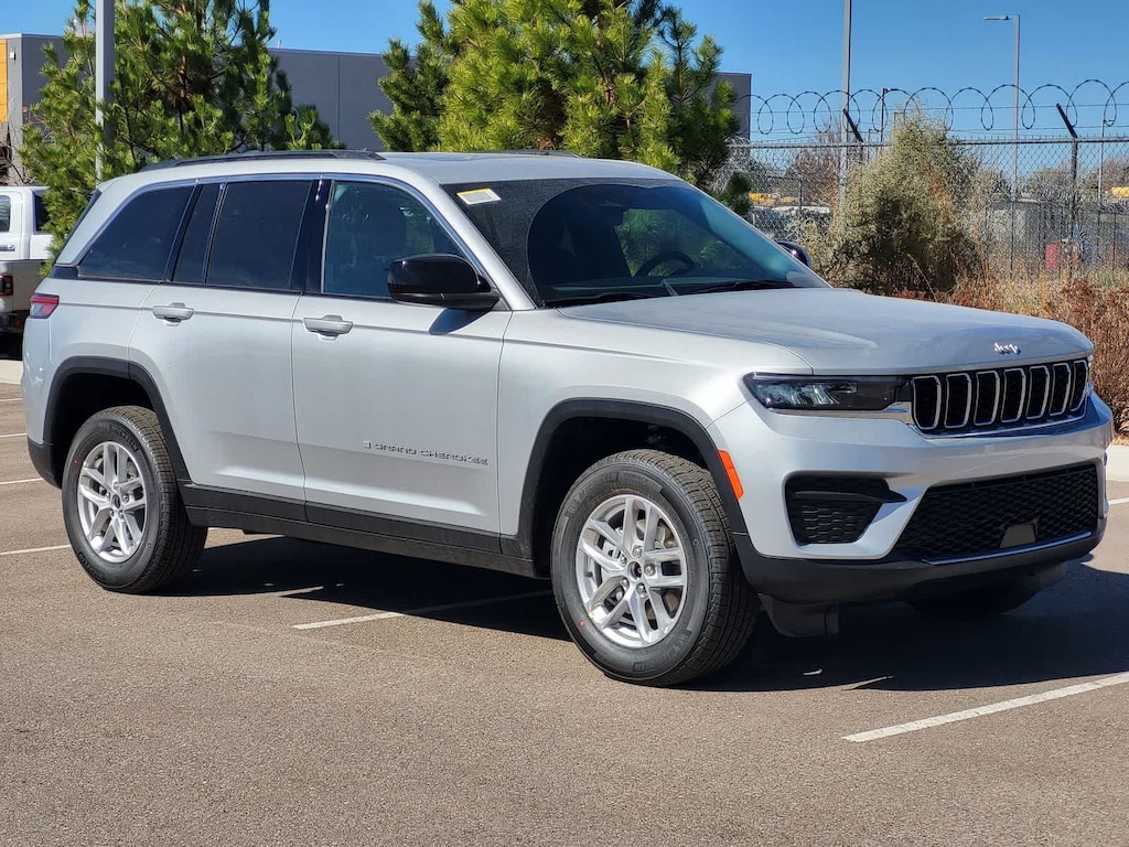 New 2026 Jeep Grand Cherokee Laredo X Sport Utility