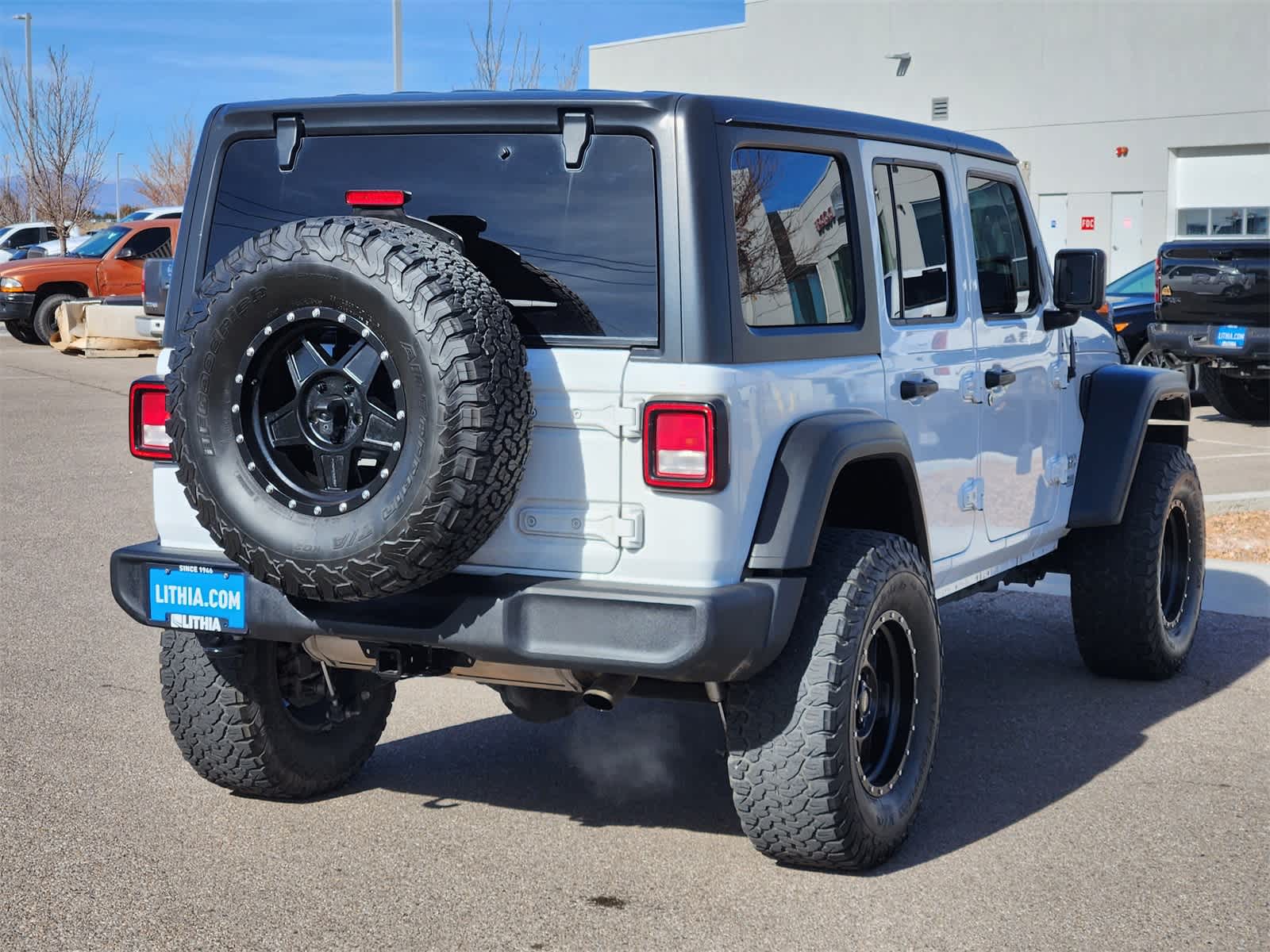 Thumbnail: 2020 Jeep Wrangler - 9