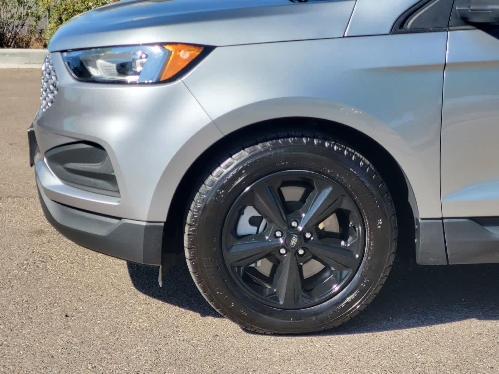 Thumbnail: 2024 Ford Edge - 8