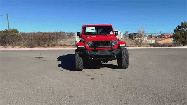 Thumbnail: 2025 Jeep Gladiator - 3