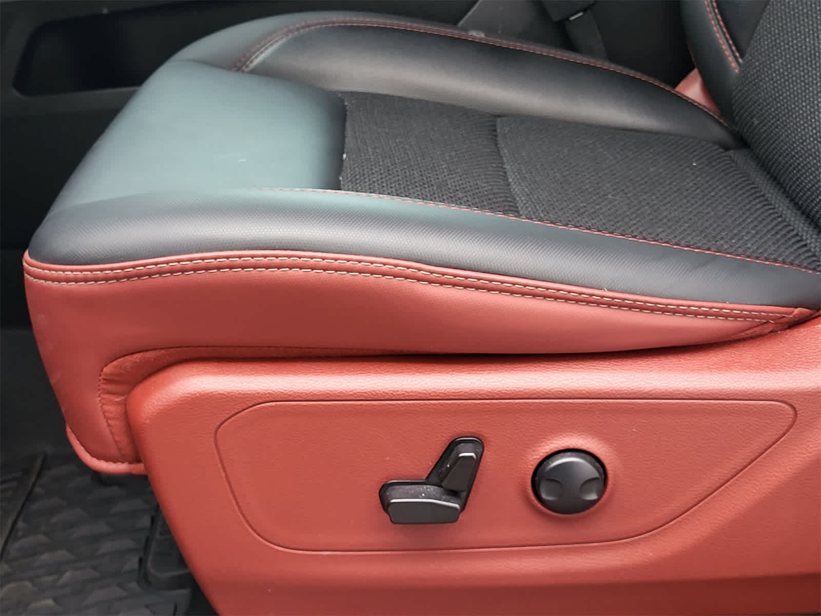 Thumbnail: 2023 RAM 1500 - 23