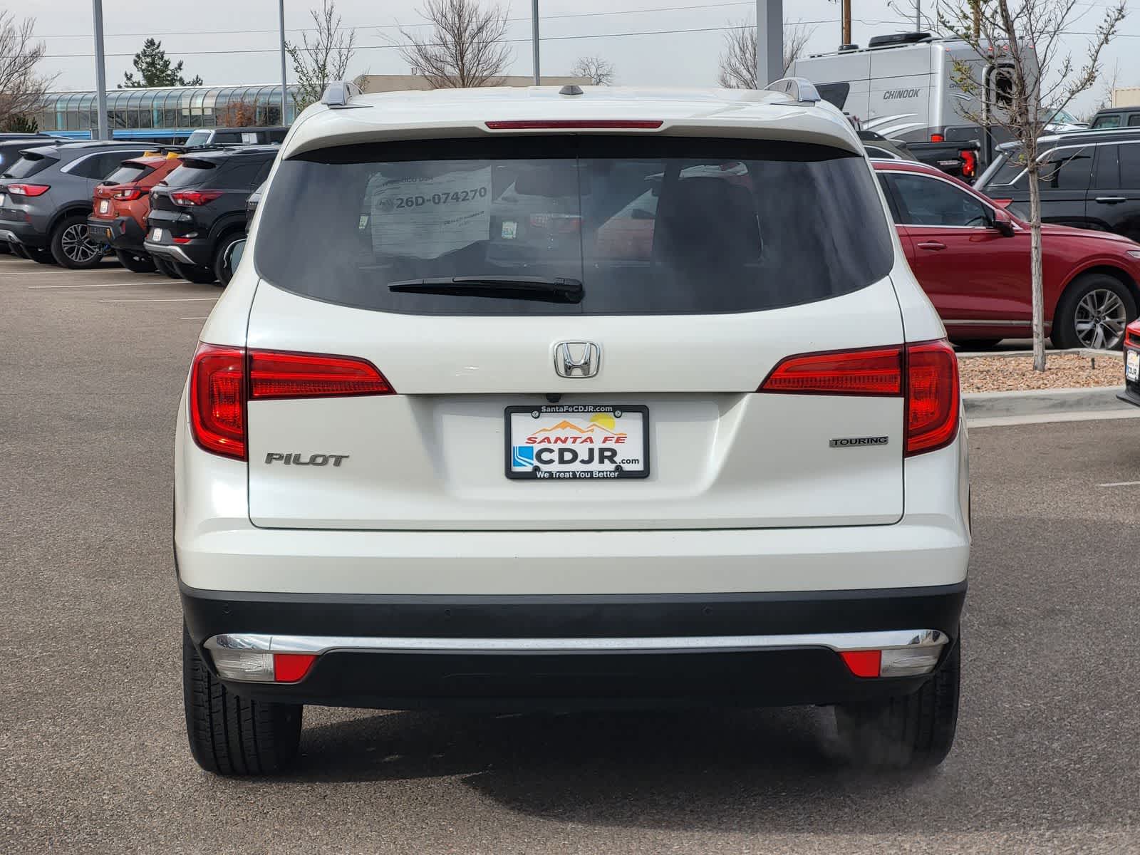 Thumbnail: 2018 Honda Pilot - 6