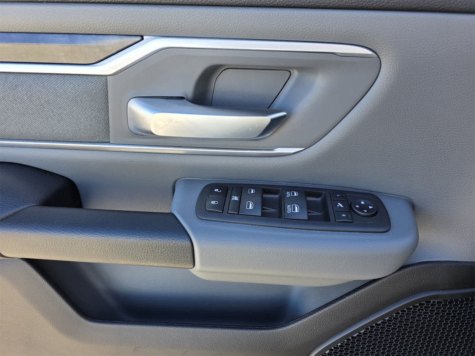 Thumbnail: 2023 RAM 1500 - 17