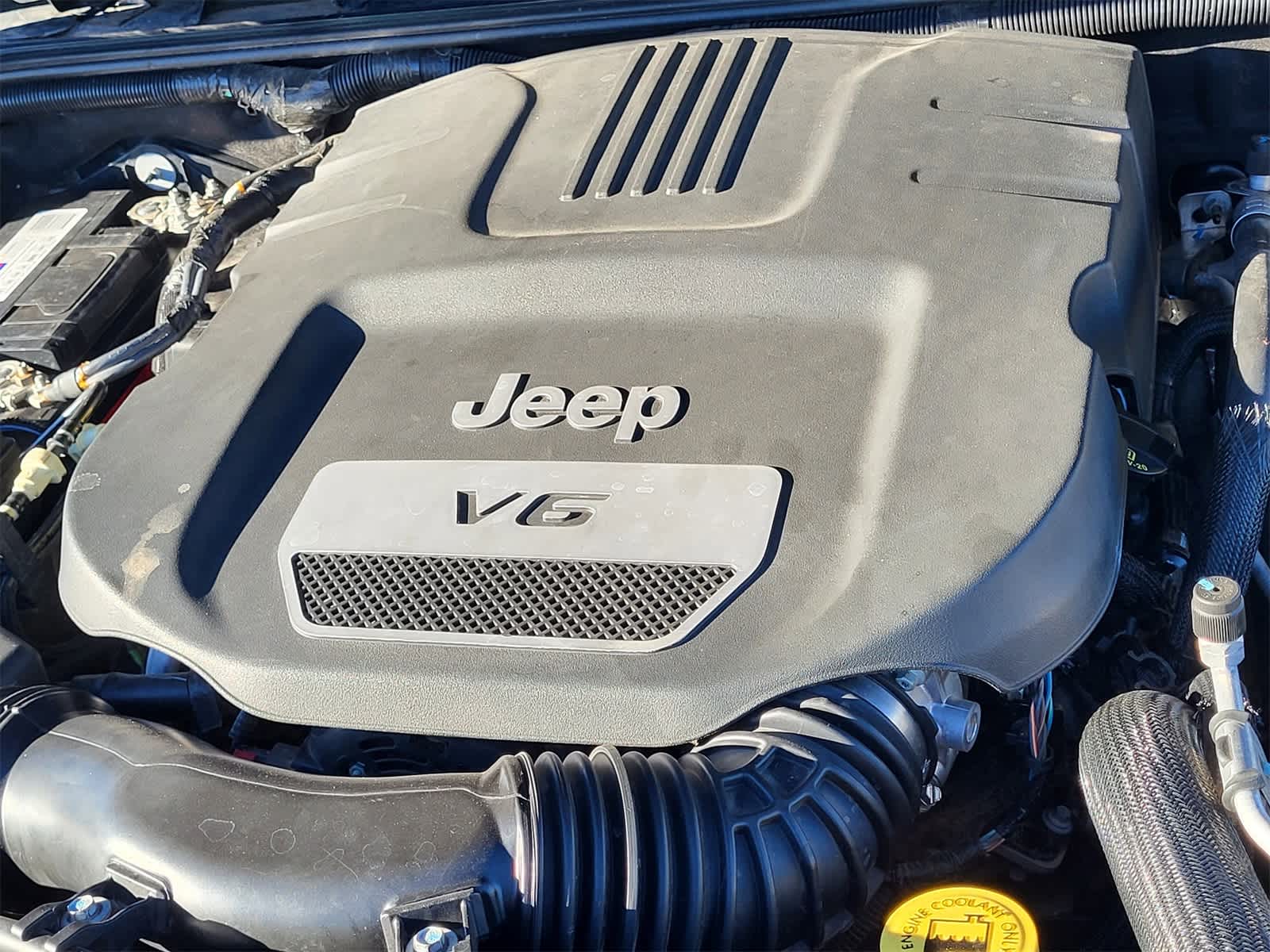 Thumbnail: 2014 Jeep Wrangler - 29