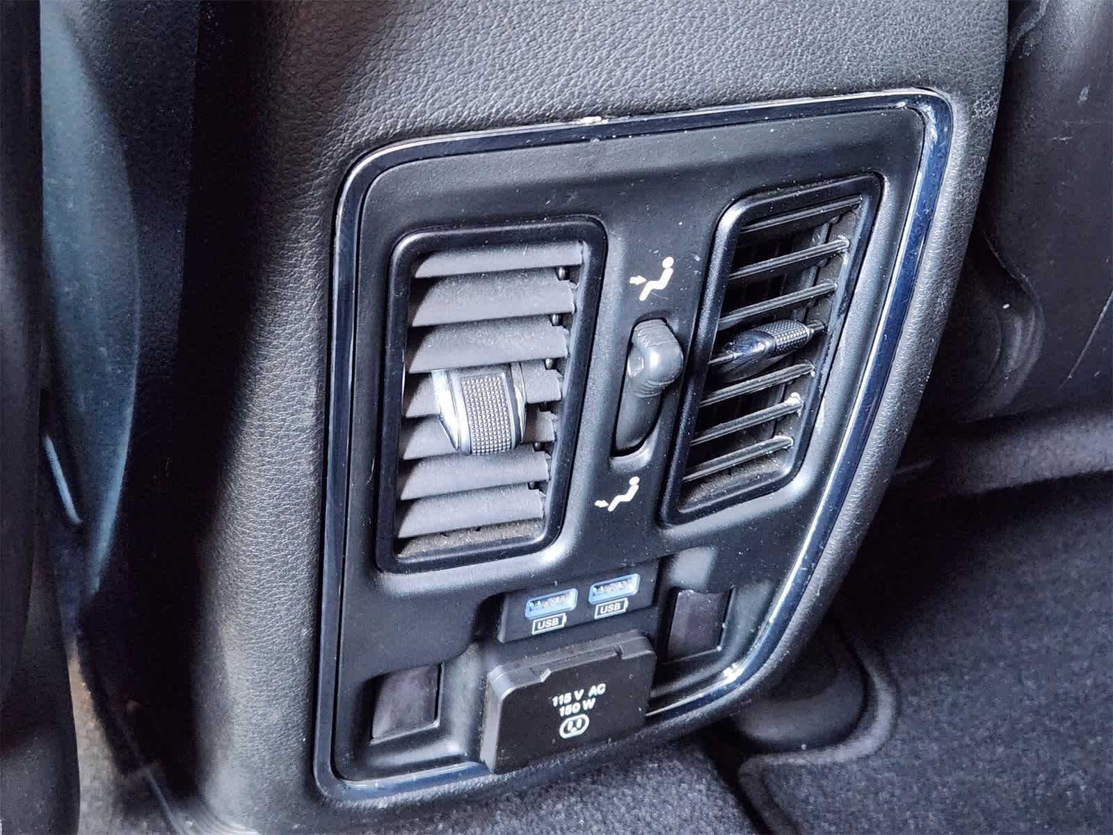 Thumbnail: 2021 Jeep Grand Cherokee - 32