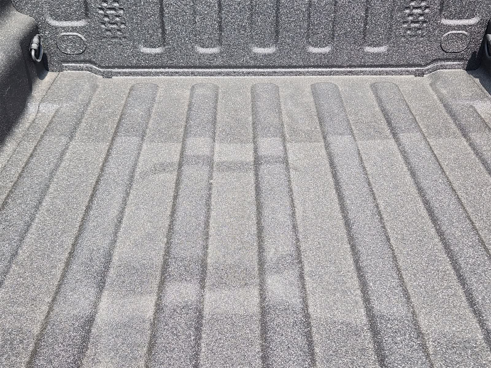 Thumbnail: 2025 Jeep Gladiator - 25