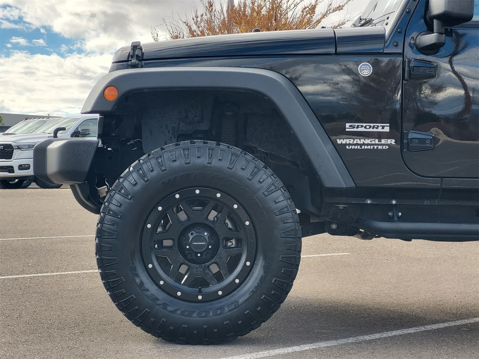 Thumbnail: 2016 Jeep Wrangler - 9