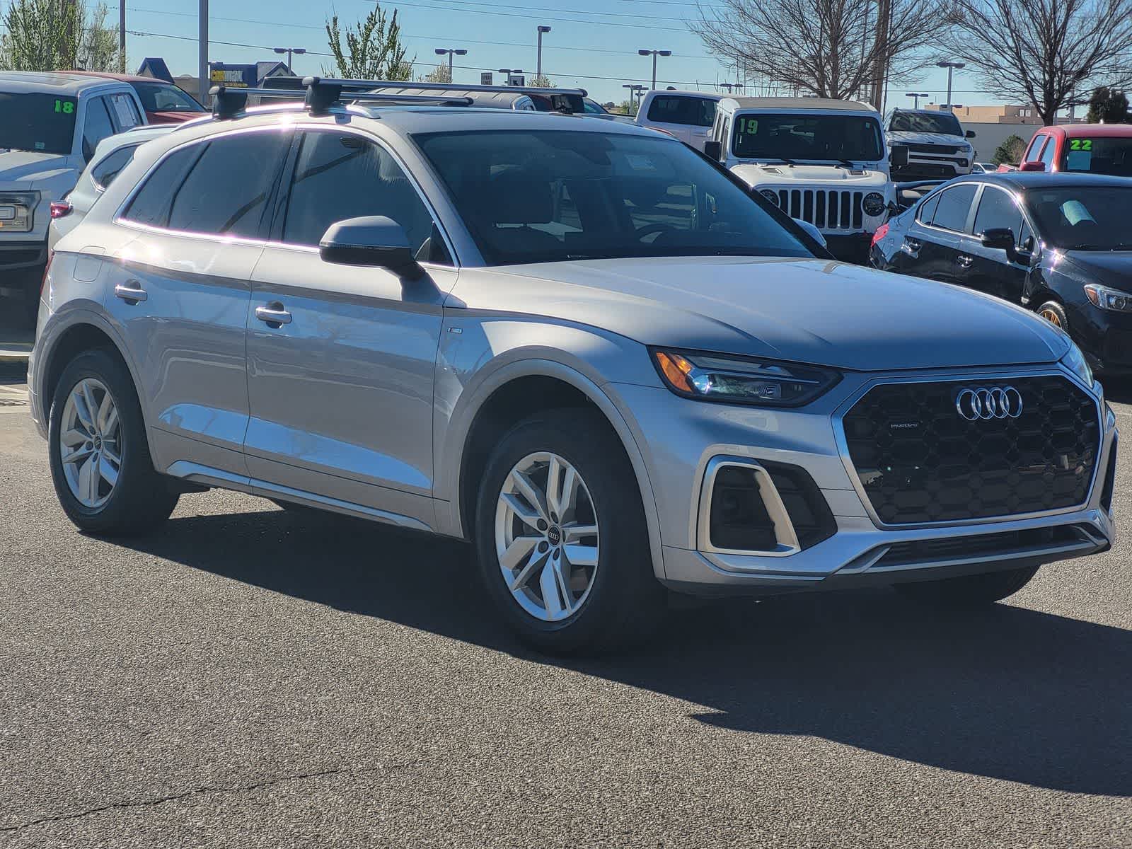 Thumbnail: 2022 Audi Q5 - 3