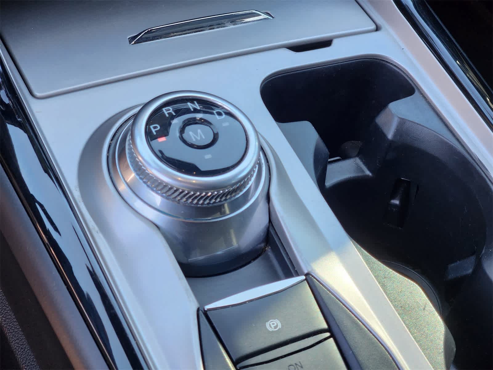 Thumbnail: 2022 Ford Explorer - 19