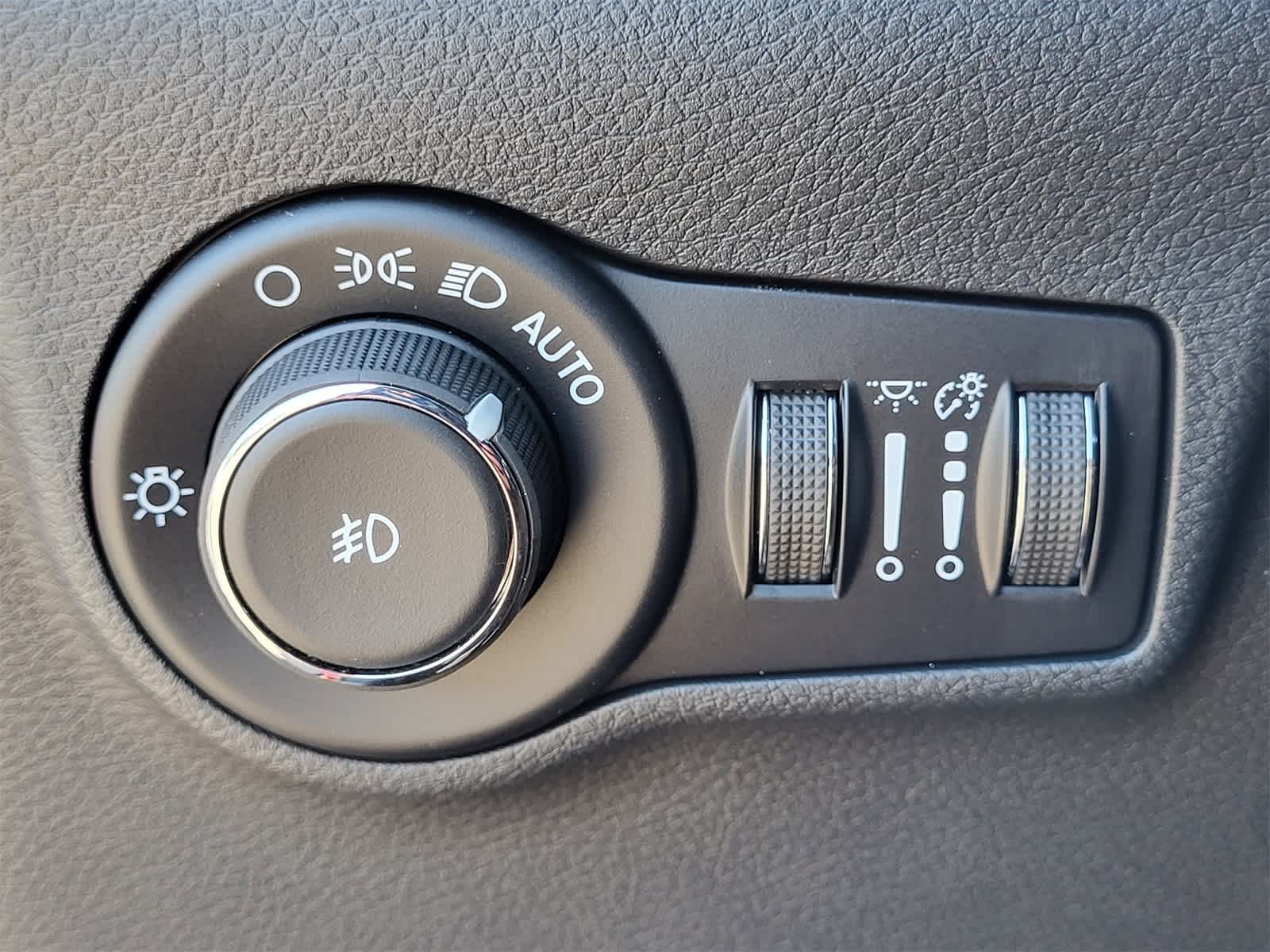 Thumbnail: 2026 Jeep Compass - 15