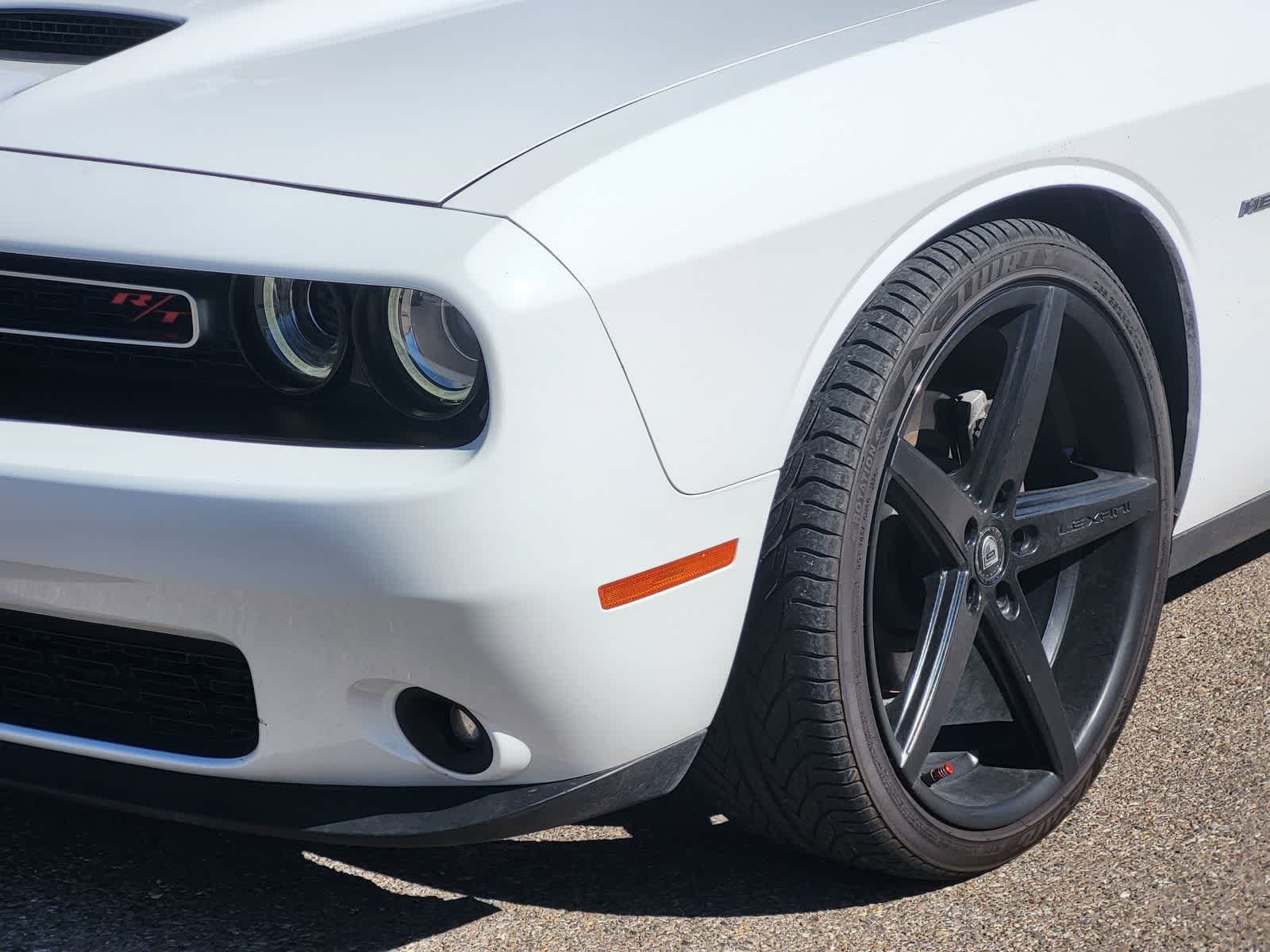 Thumbnail: 2019 Dodge Challenger - 8