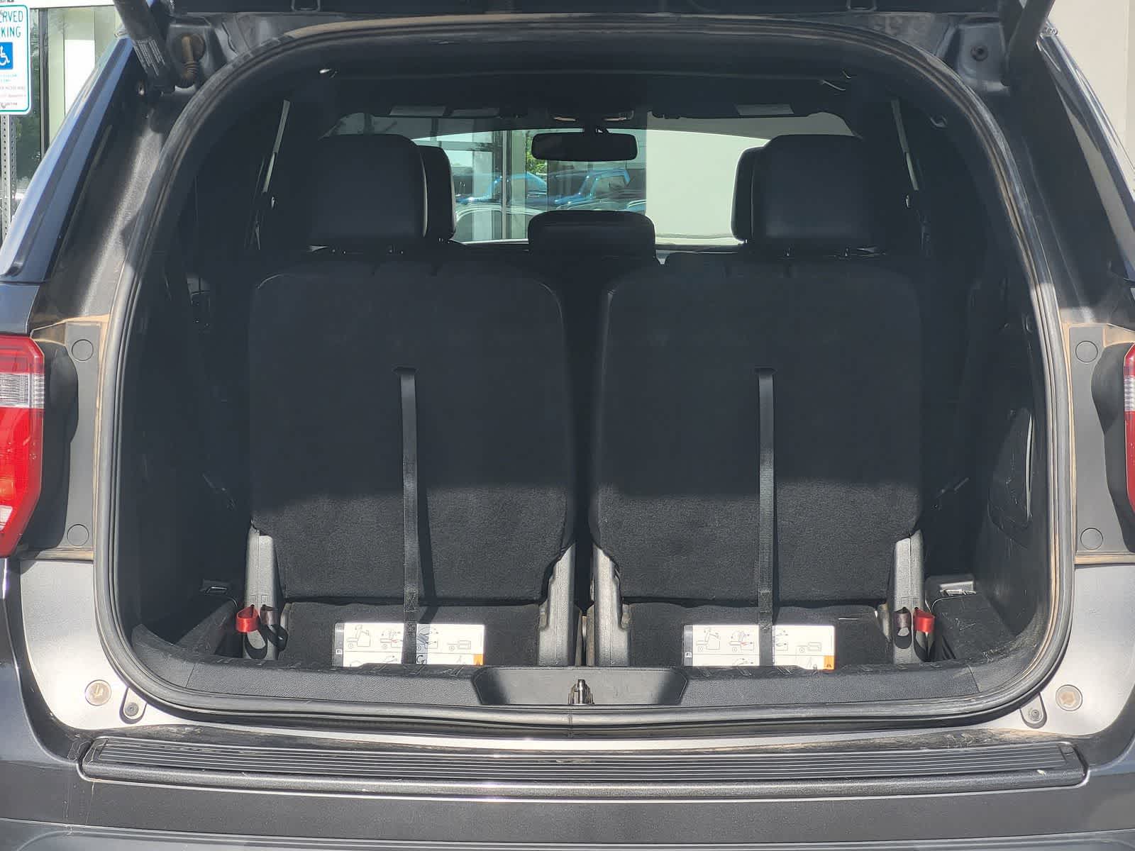 Thumbnail: 2019 Ford Explorer - 31