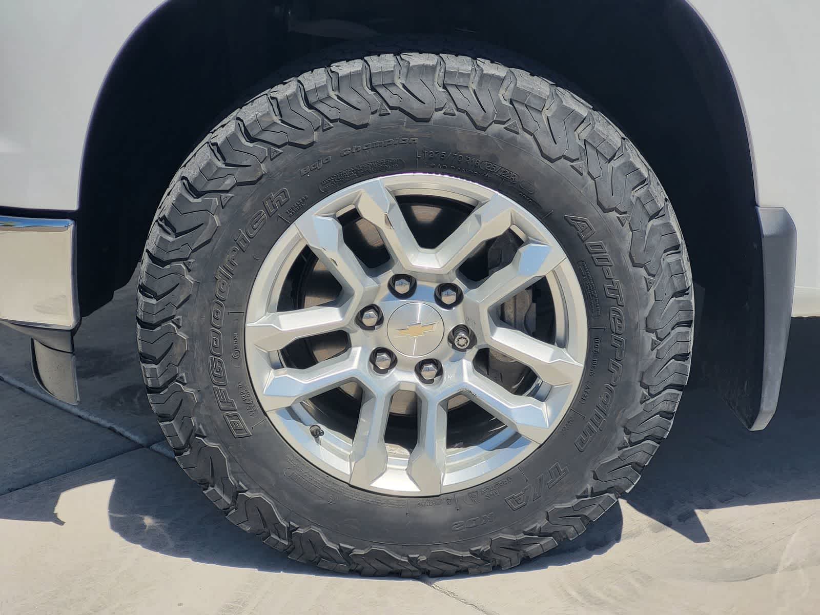 Thumbnail: 2022 Chevrolet Silverado 1500 - 9