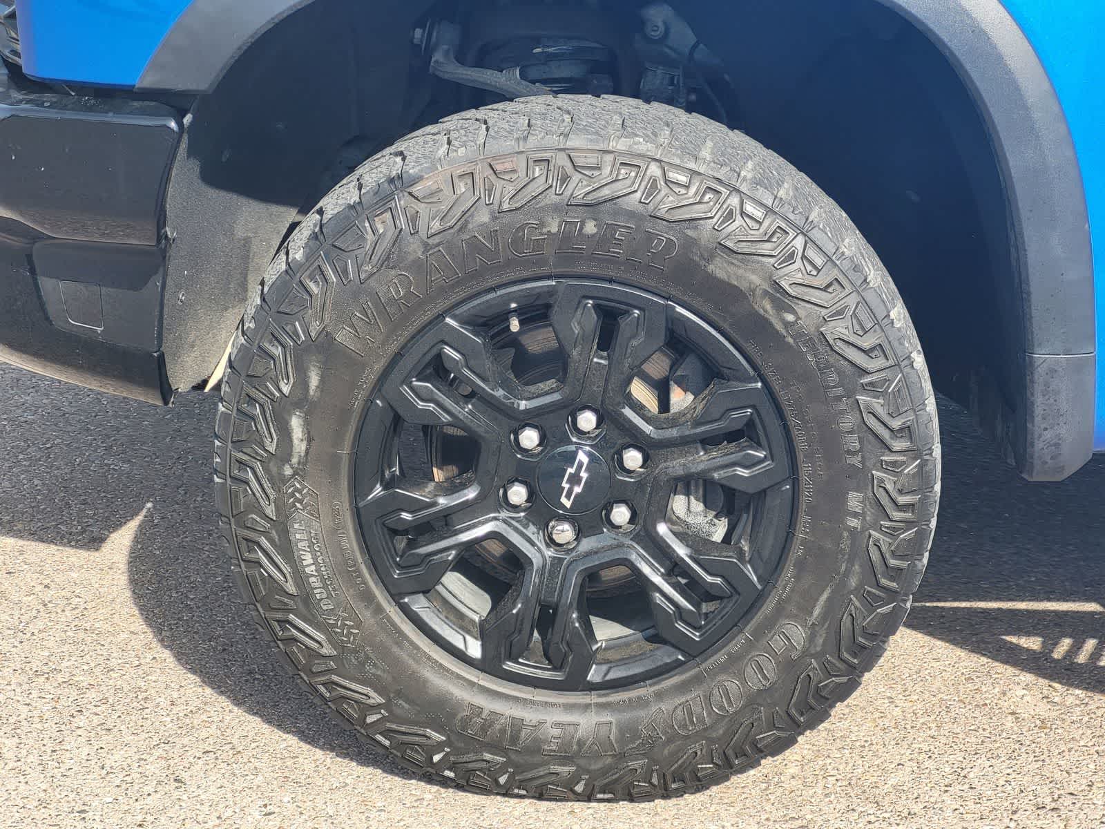 Thumbnail: 2023 Chevrolet Silverado 1500 - 9