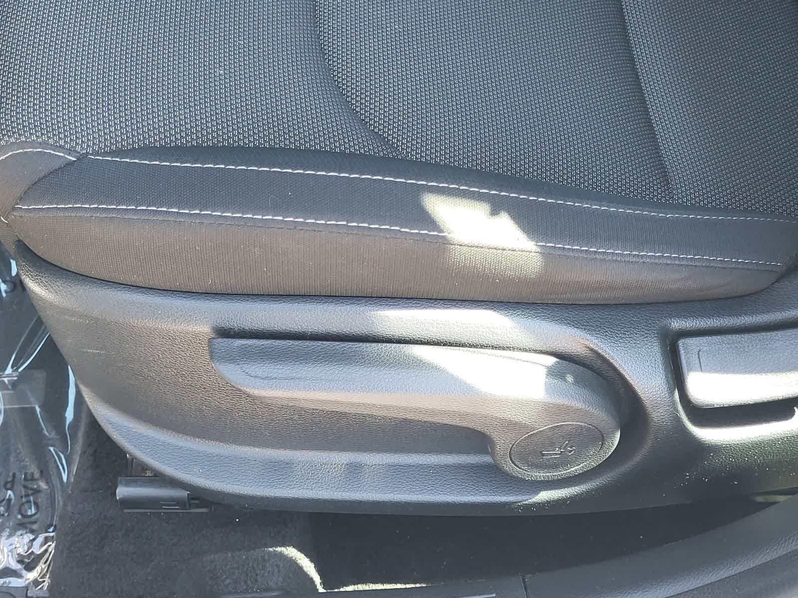 Thumbnail: 2024 Kia Forte - 12