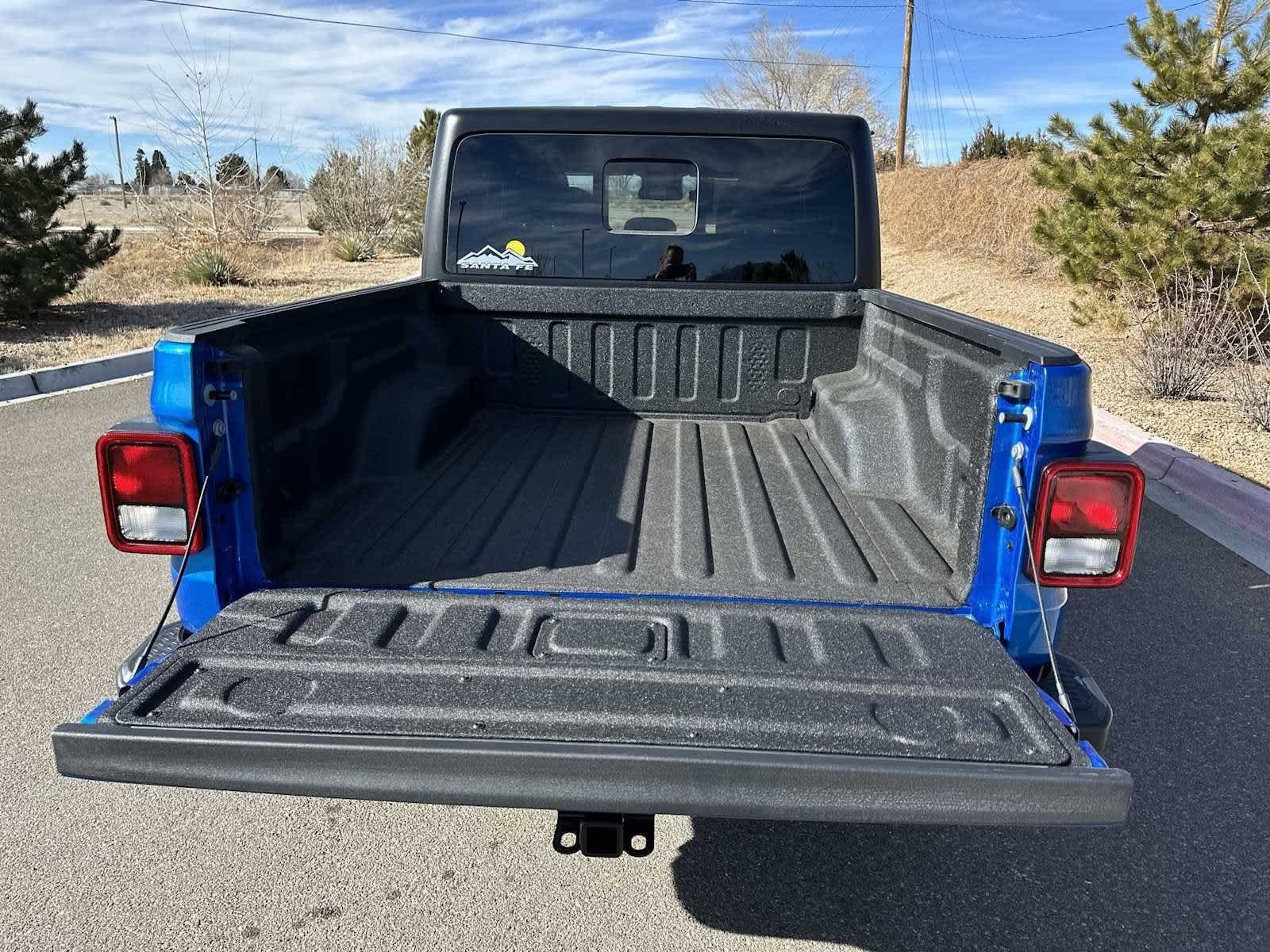 Thumbnail: 2025 Jeep Gladiator - 28