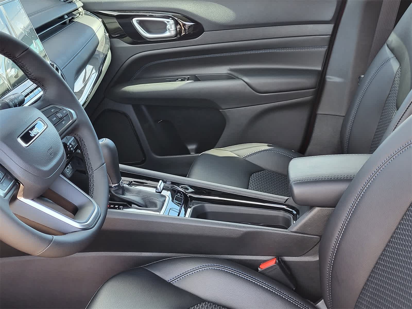 Thumbnail: 2026 Jeep Compass - 21