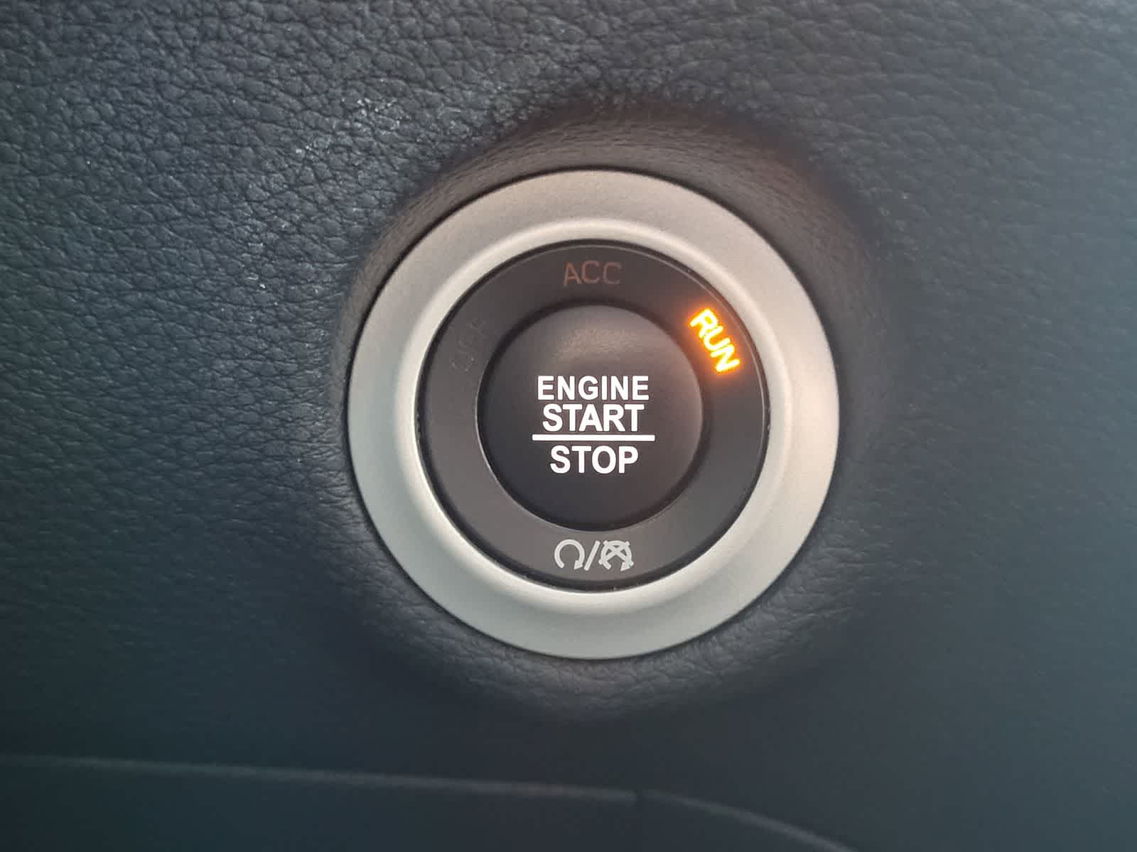 Thumbnail: 2023 Chrysler Pacifica - 19