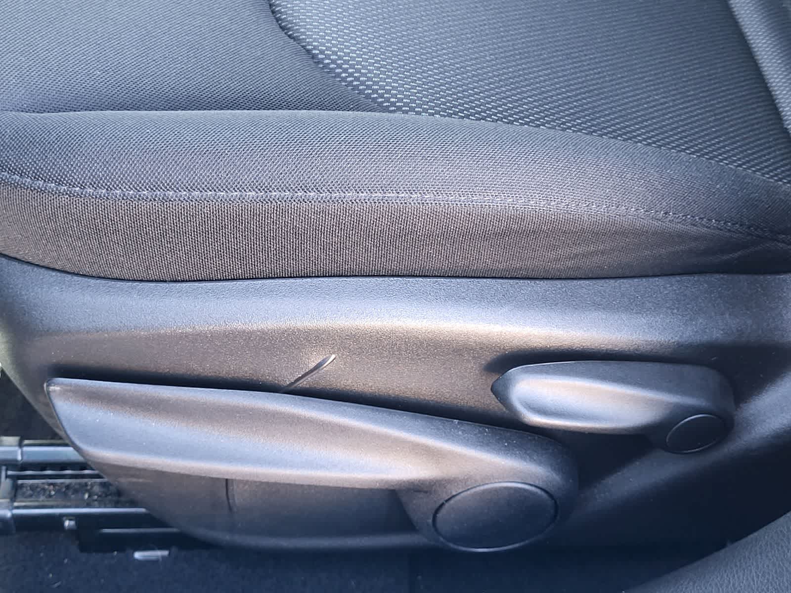 Thumbnail: 2023 Jeep Renegade - 13