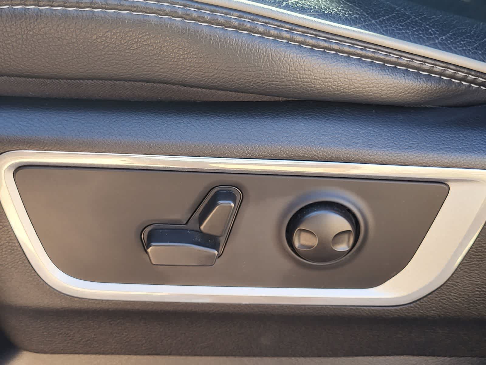 Thumbnail: 2022 RAM 1500 - 15