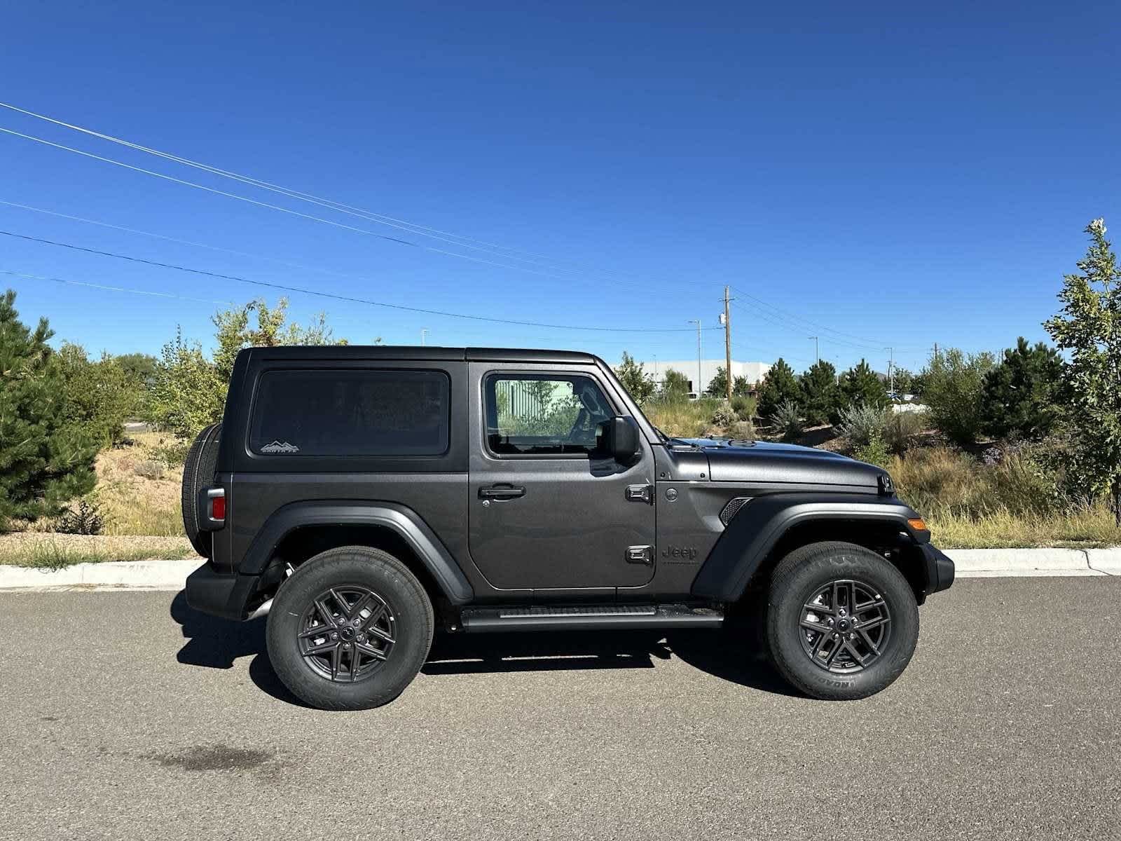 Thumbnail: 2024 Jeep Wrangler - 31