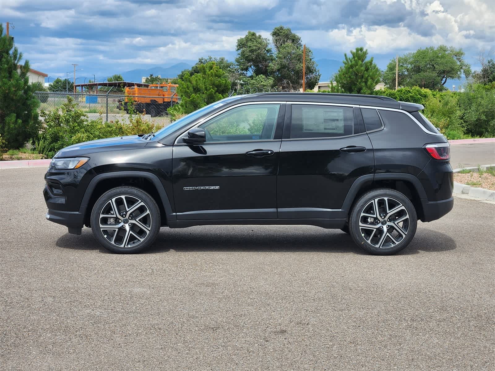 Thumbnail: 2025 Jeep Compass - 4
