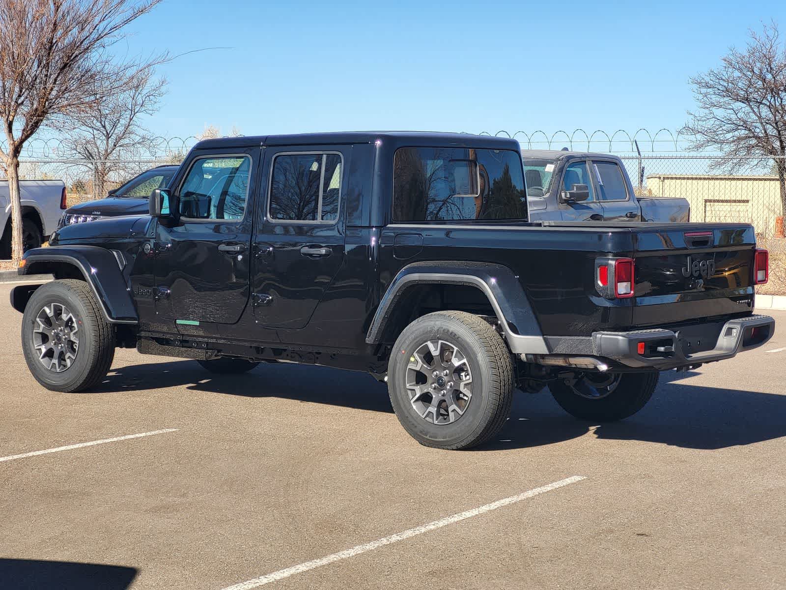Thumbnail: 2026 Jeep Gladiator - 6
