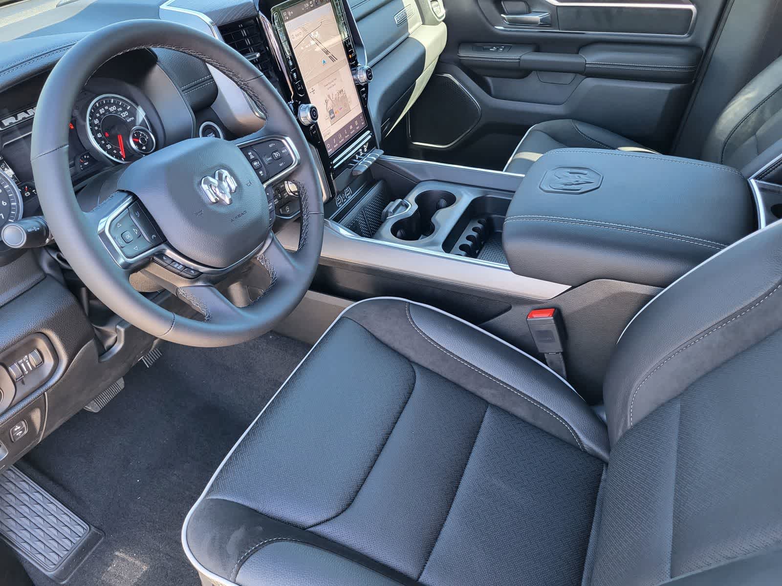 Thumbnail: 2026 RAM 1500 - 9